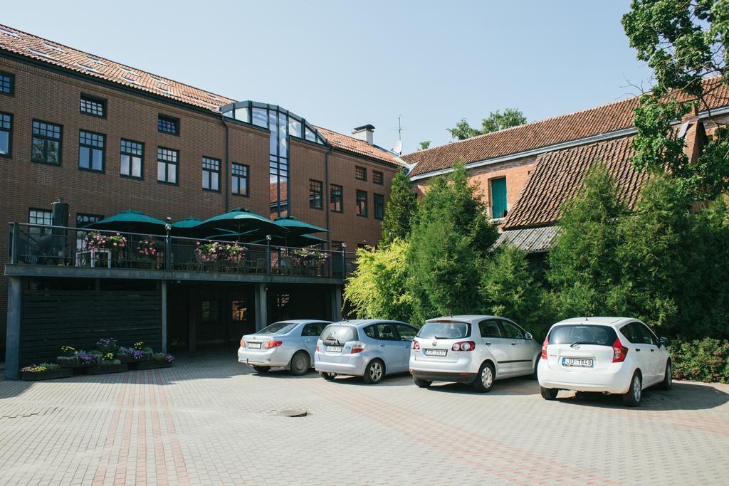 Kuldigas Metropole Kuldīga Exterior foto